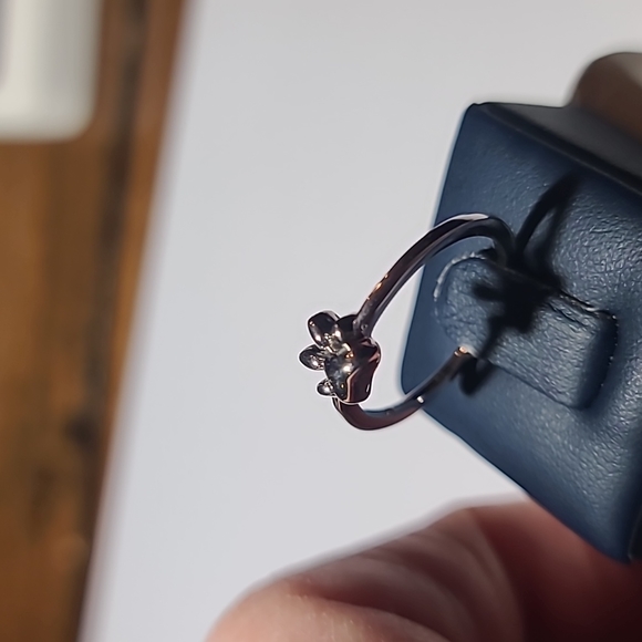 14KT gold ring - Picture 6 of 7